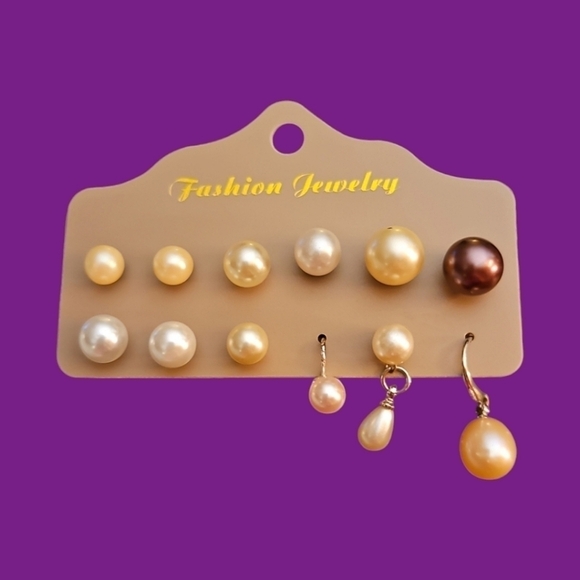 Vintage Jewelry - 3/$30 VTG Pearlesque Single Post and Dangle Earrings